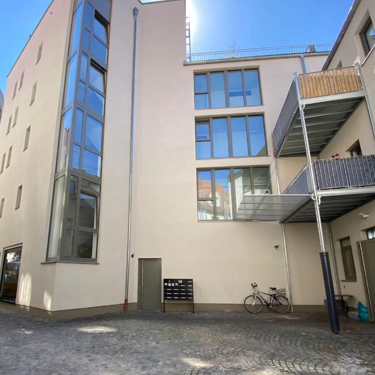 GoldenKey-Suites - Luxury Suite 'Fuggerei' - At Rathausplatz in the Heart of Augsburg - New in 2026 - Air-Conditioned - Appartamento - 31