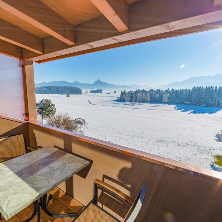 Hotel Christine - Doppelzimmer mit Balkon - 3