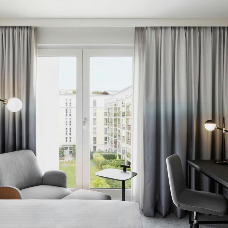 Courtyard by Marriott Munich City East - Camera King Superior Superior con 1 Letto King-Size e Vista Cortile - 9