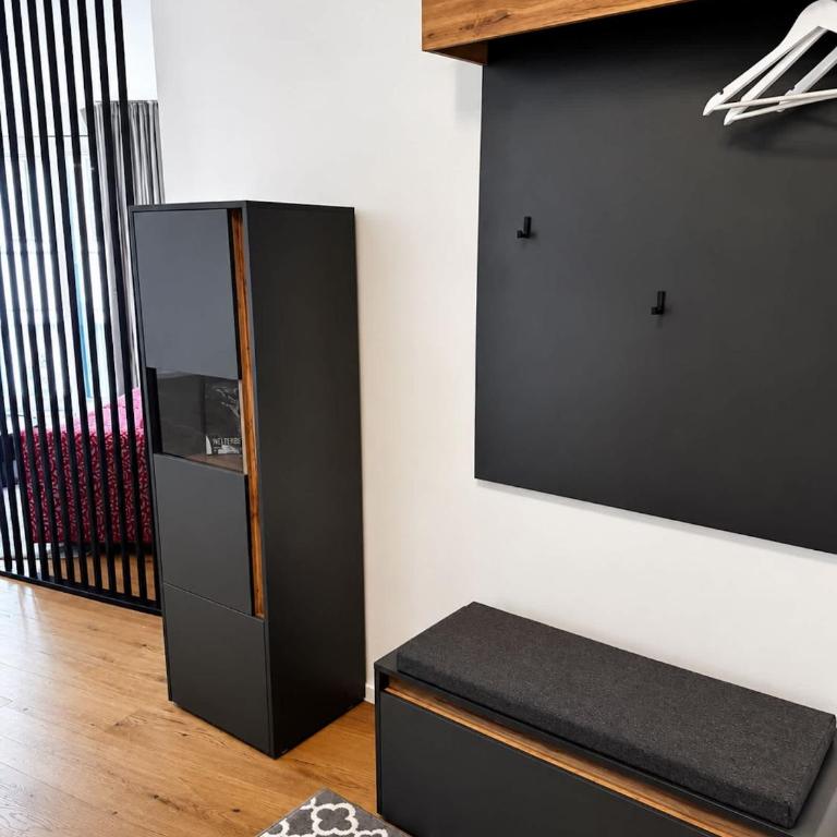 GoldenKey-Suites - Luxury Suite 'Perlachturm' - Direct Views of Rathausplatz & Perlach Tower - New in 2026 - Apartment - 6