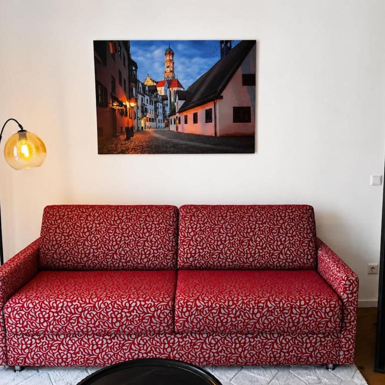 GoldenKey-Suites - Luxury Suite 'Perlachturm' - Direct Views of Rathausplatz & Perlach Tower - New in 2026 - Apartment - 16