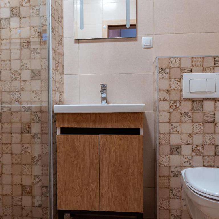 Mahagoni Rooms - Dvokrevetna Soba sa Zasebnim Krevetima - 6