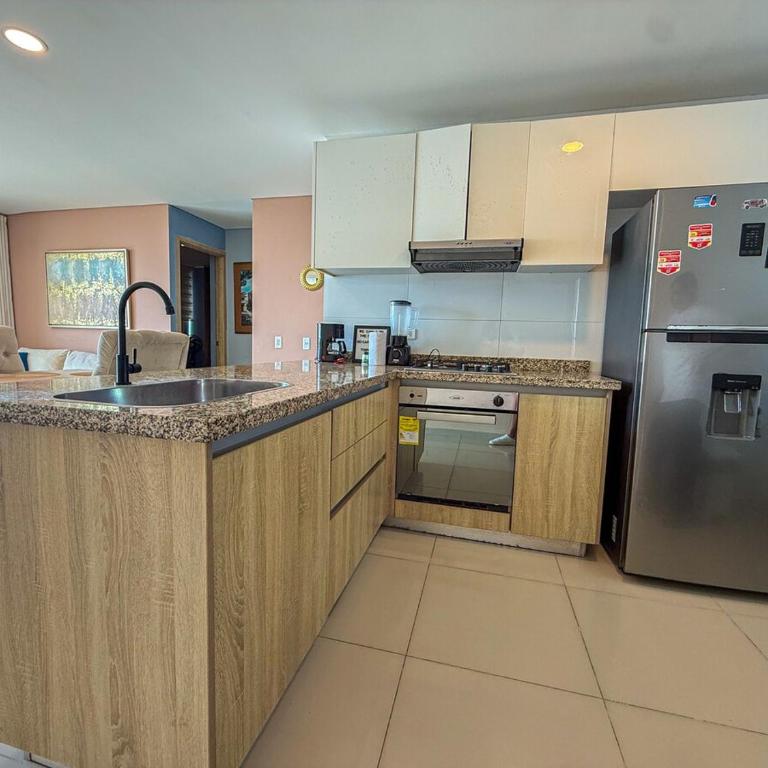 Apartment Near Downtown and the Beach - Three-Bedroom Apartment - 38