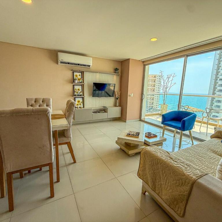 Apartment Near Downtown and the Beach - Three-Bedroom Apartment - 55
