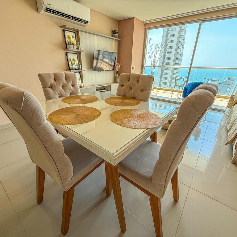 Apartment Near Downtown and the Beach - Three-Bedroom Apartment - 56