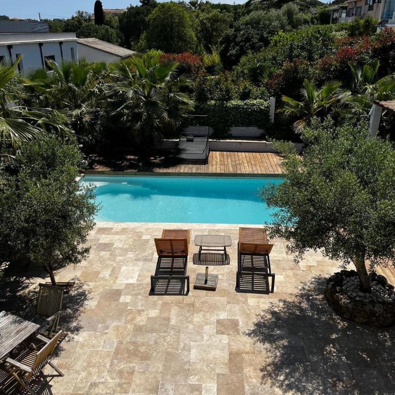 Villa 6 personnes avec grande piscine - 5 min des plages - Villa con Piscina Privata - 11