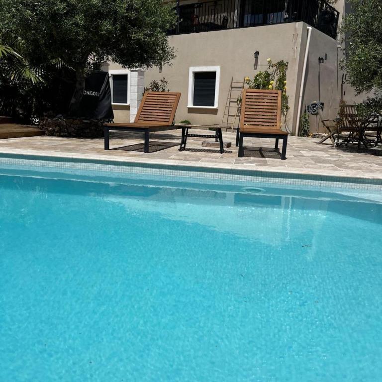 Villa 6 personnes avec grande piscine - 5 min des plages - Villa con Piscina Privata - 8