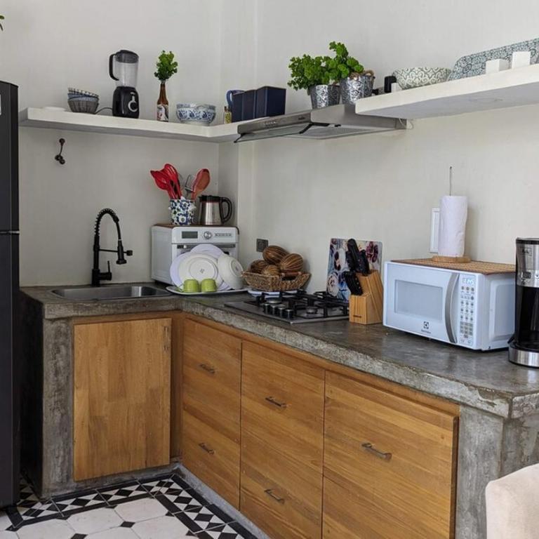 Walled City 2-bedroom 2-bath Apartment with Patio - One-Bedroom Apartment - 3