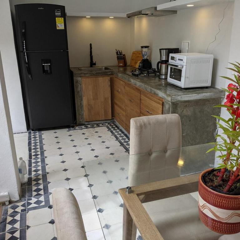 Walled City 2-bedroom 2-bath Apartment with Patio - One-Bedroom Apartment - 7