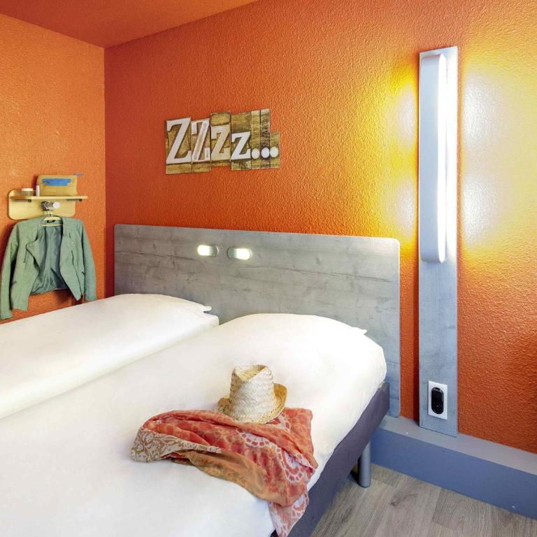 Ibis Budget Fréjus Capitou - Chambre Lits Jumeaux - 3
