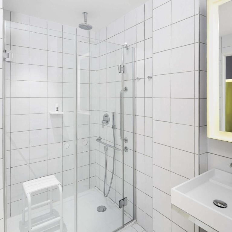 Mama Shelter Bordeaux Centre - Grande Chambre Double Mama - Accessible aux Personnes à Mobilité Réduite - 5