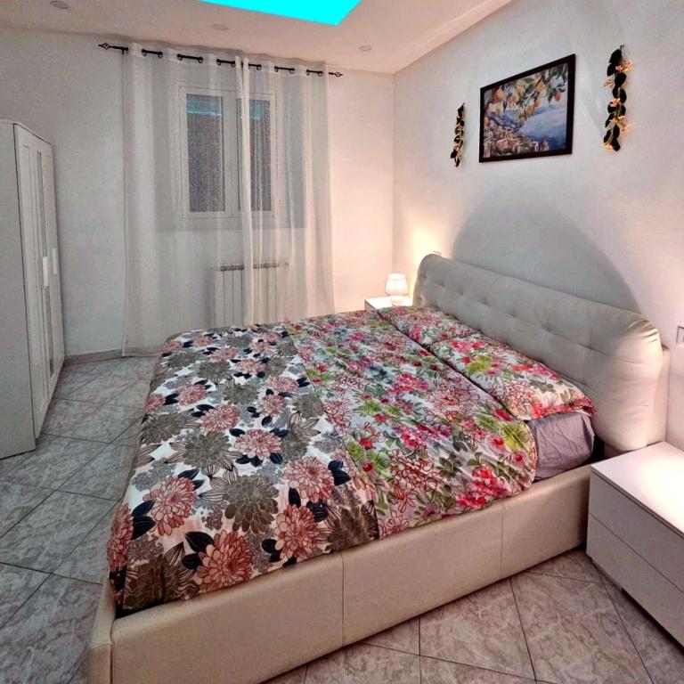 Good Night Big Family Apartment with terrace - 5 min from station, Independent entrance - Apartamento con terraza - 4