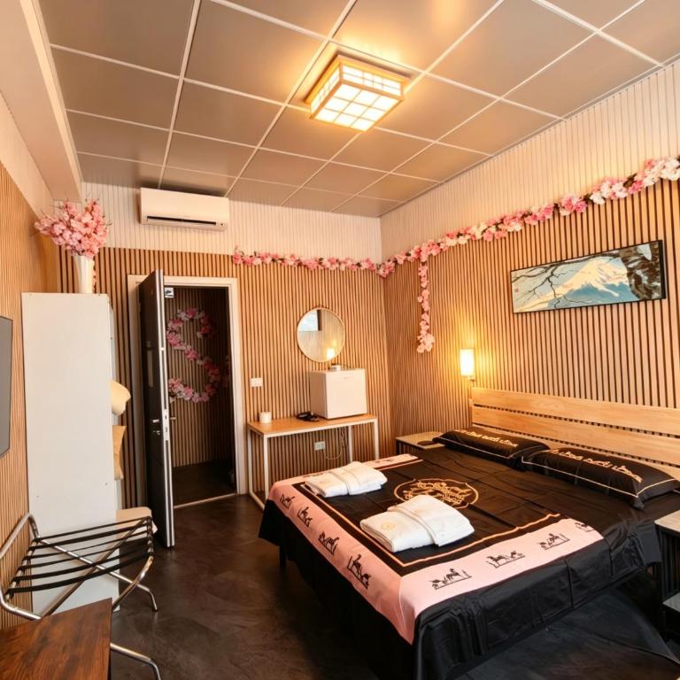 BED & BREAKFAST SAKURA - Chambre Double ou Lits Jumeaux avec Salle de Bains Commune - 2