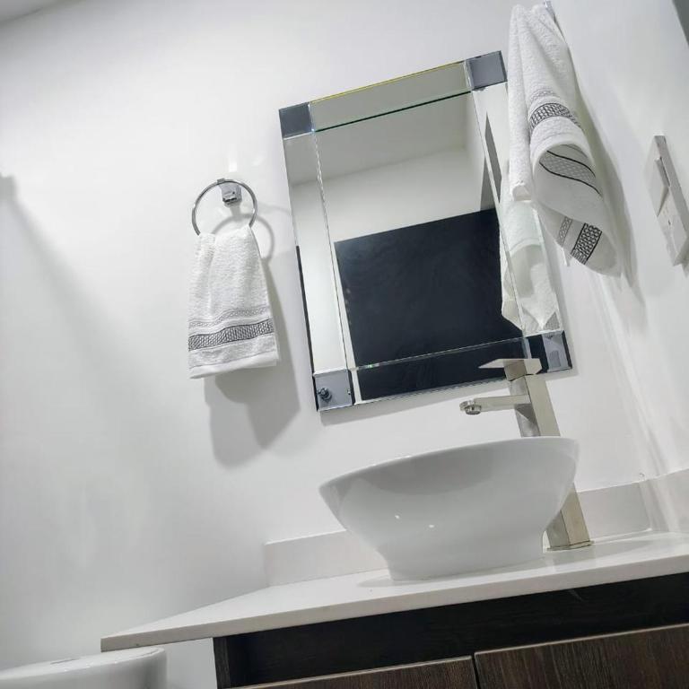 Laureles Executive Suites La 70 Medellin - Apartment - 37