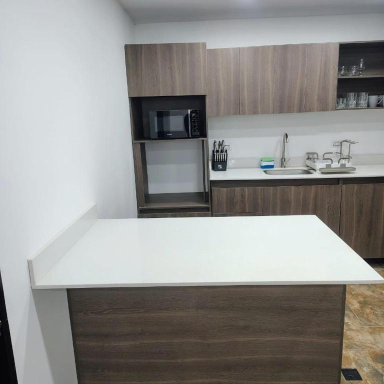 Laureles Executive Suites La 70 Medellin - Apartment - 58