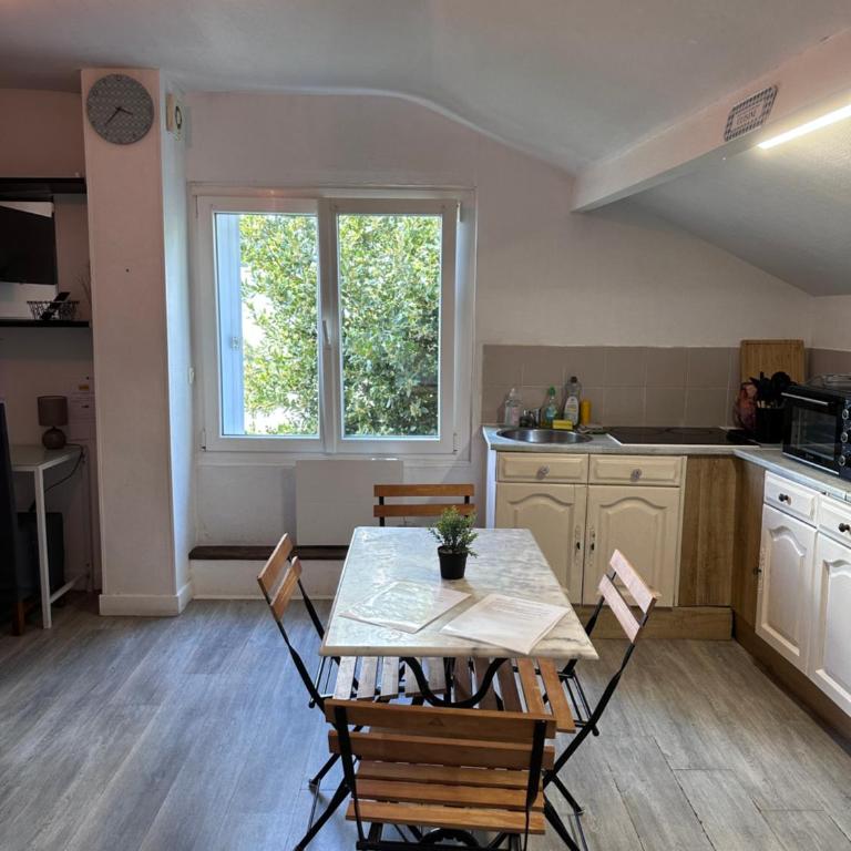 WorkPlace 3 Personnes et 1 parking - Appartement 1 Chambre - 22