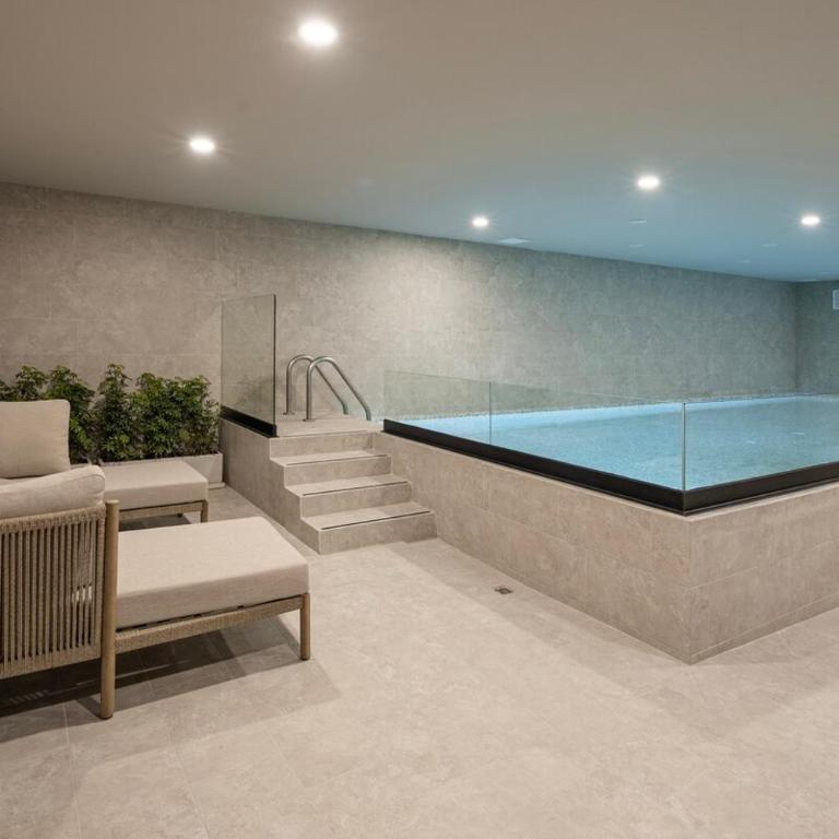 Refined Spacious Studio, Balcony, Pool & Gym - Apartamento de 1 dormitorio - 20