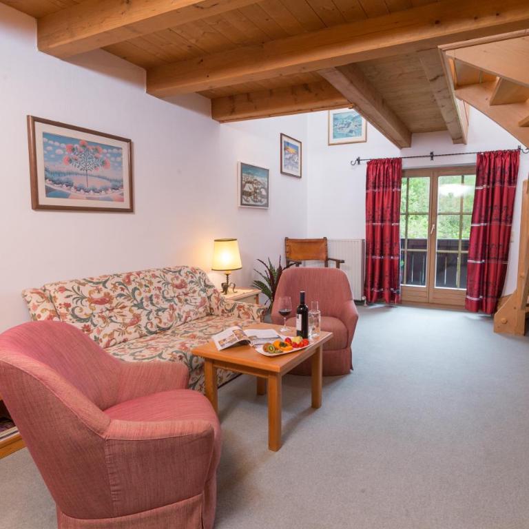 Der Erlhof Restaurant & Landhotel - Suite mit 1 Schlafzimmer und Balkon - 3