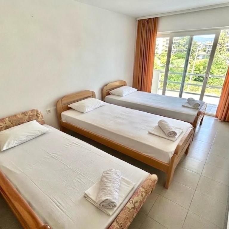 Palmera Beachfront Apartments - Apartment mit 2 Schlafzimmern, einem Balkon und Meerblick - 21