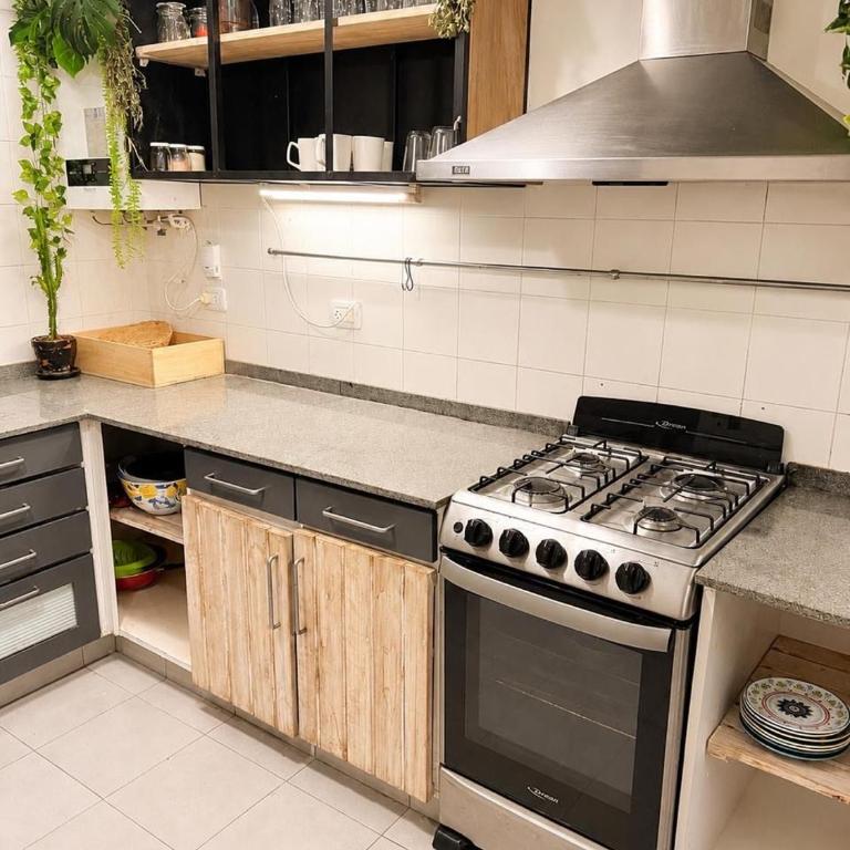 Casa San Isidro pileta jardín parrilla a metros del río - Casa de 3 dormitorios - 12
