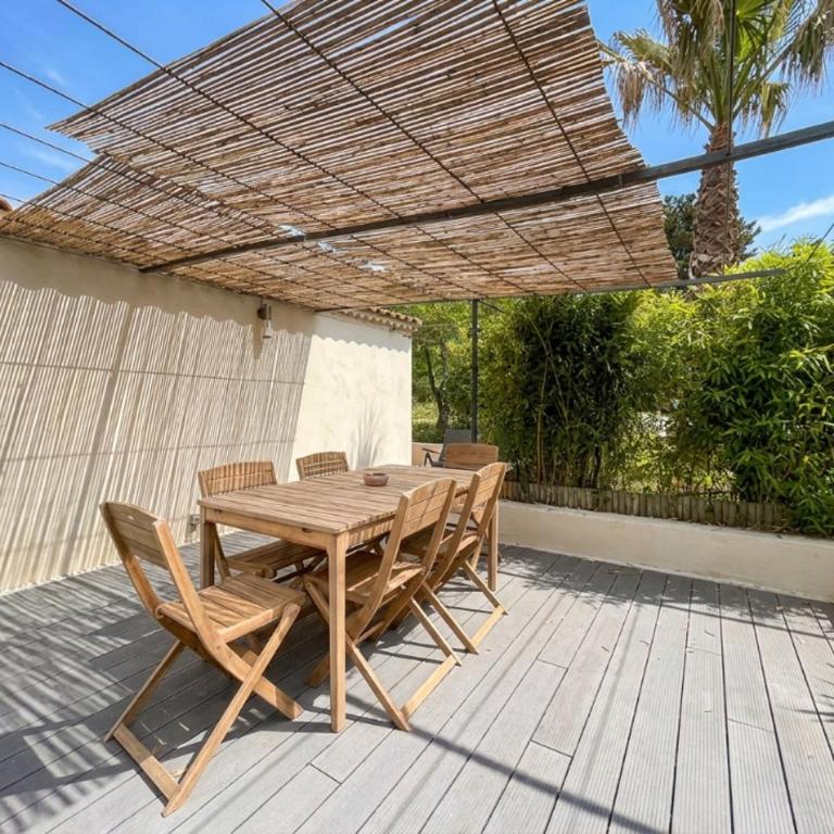 L'Adresse Provençale - Three-Bedroom Apartment - 13