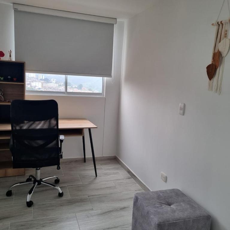 Céntrico Manizales, cable aereo, terminal - Room #1666857601 - 20