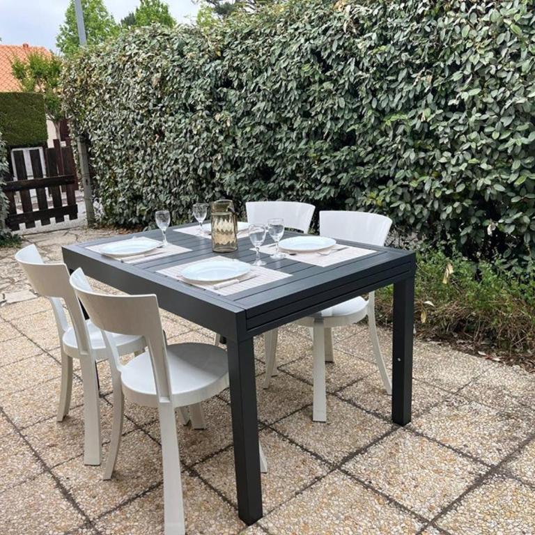 Villa patio avec jardin - 3 pers. - FR-1-413-277 - Villa - 7