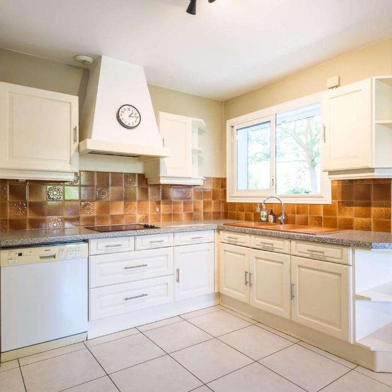 Maison familiale au centre-ville - 8 pers. - FR-1-877-61 - Vacation Home - 5