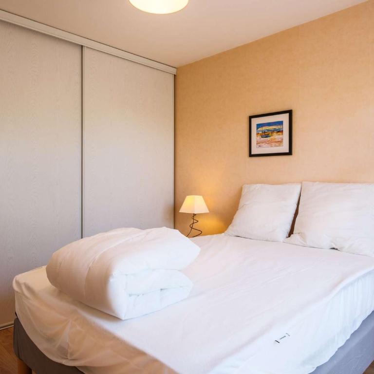 Maison familiale au centre-ville - 8 pers. - FR-1-877-61 - Vacation Home - 10