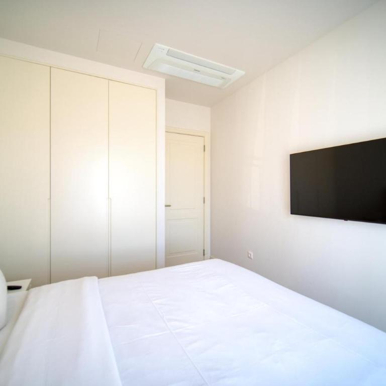 Lustica Bay Centrale by 2BHome - Two-Bedroom Apartment - 10