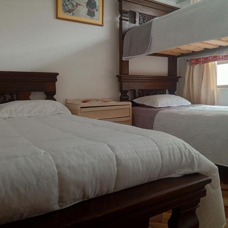 Hospedaje familiar en Villa de Leyva a 7 minutos a pie del parque principal, - Habitación cuádruple - 1