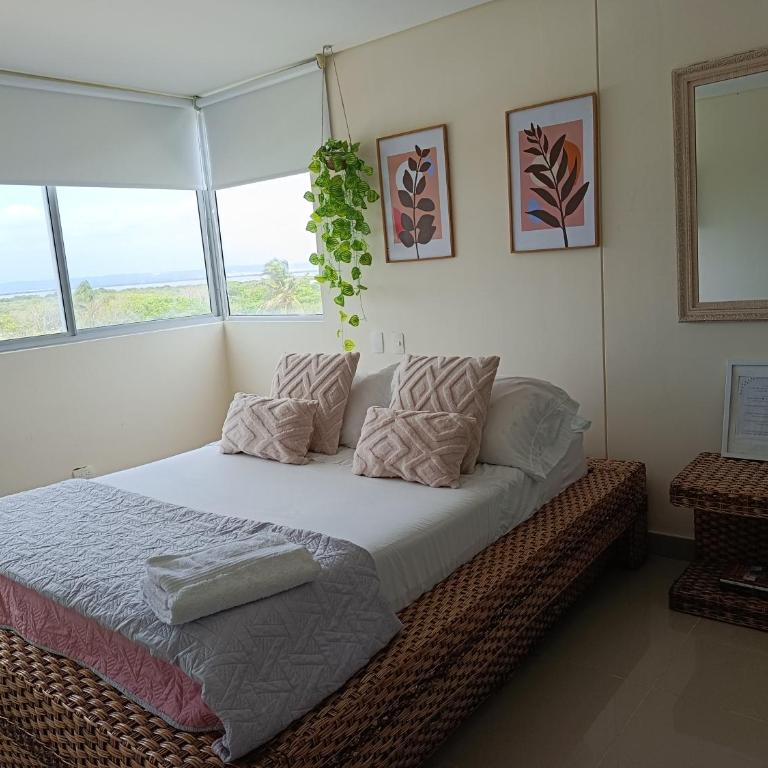 Habitacion en apartamento compartido con desayuno incluido - Double Room with Private External Bathroom - 4