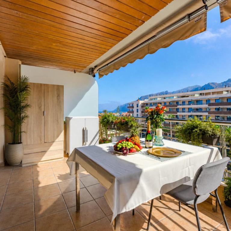 Oceanview Apartment - Large Terrace - Pool & Jacuzzi - Top Floor - Los Gigantes - Appartement - 3