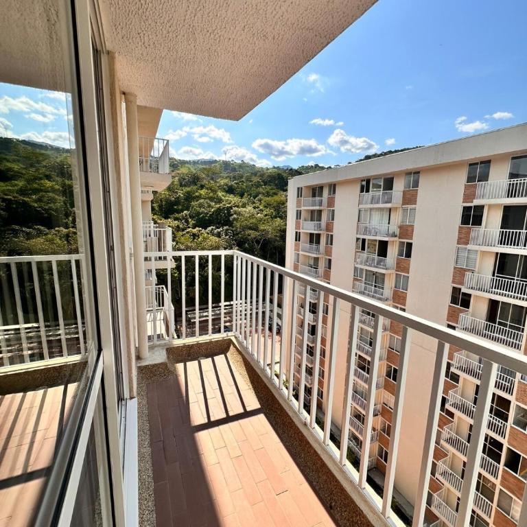La Ceiba Stay - Apartamento con piscina en Villeta - Apartamento de 3 dormitorios - Planta Alta - 16