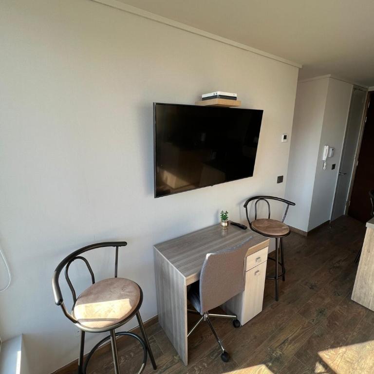 Exclusivo y Comodo departamento en Av las Condes - Apartamento de 2 dormitorios - 41