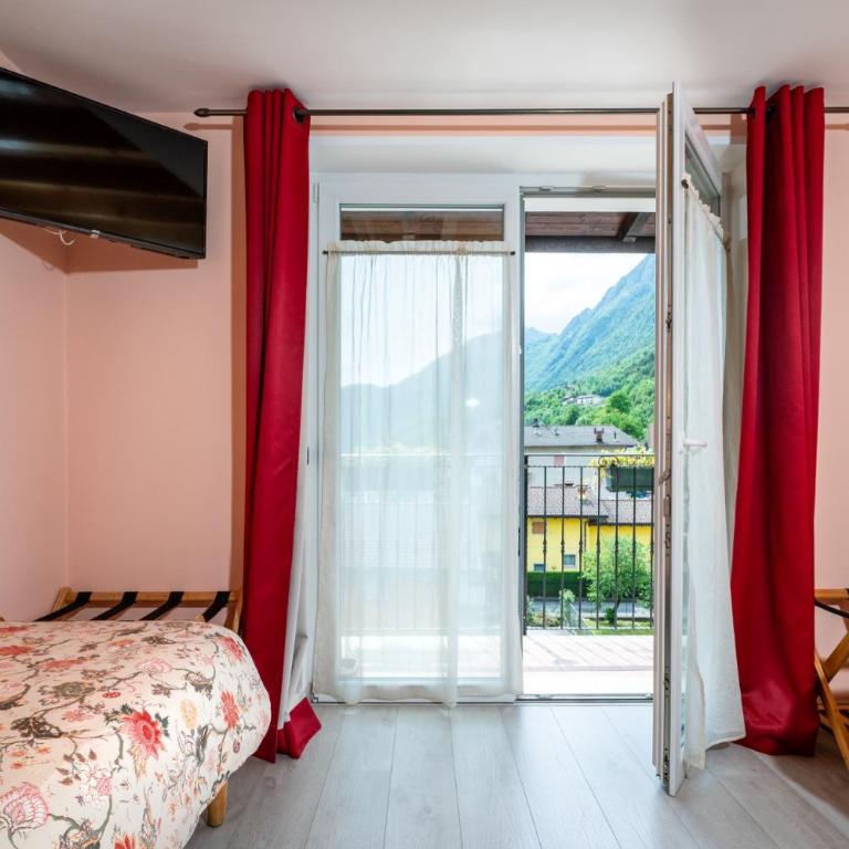 B&B La Vecchia Tipografia - Lago D'Idro - Quadruple Room with Balcony - 15