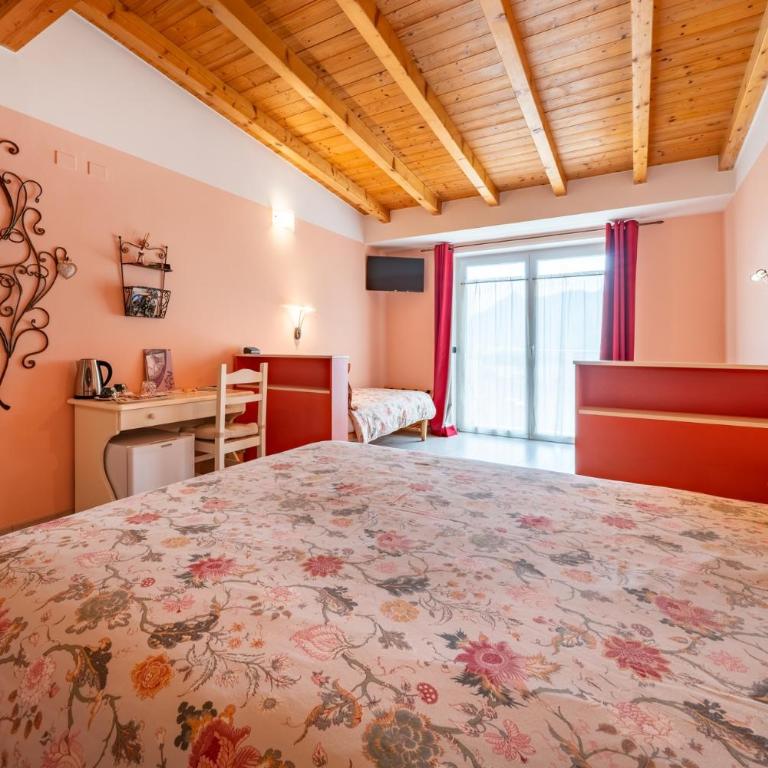 B&B La Vecchia Tipografia - Lago D'Idro - Quadruple Room with Balcony - 19