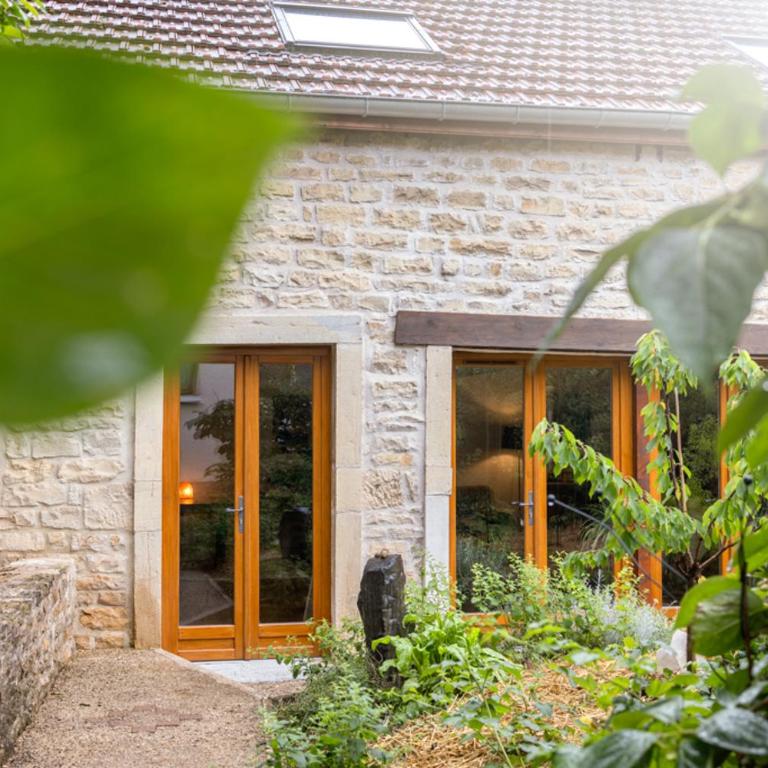Suite Zen avec coin salon et vue sur jardin - Studio avec Vue sur Jardin - 5