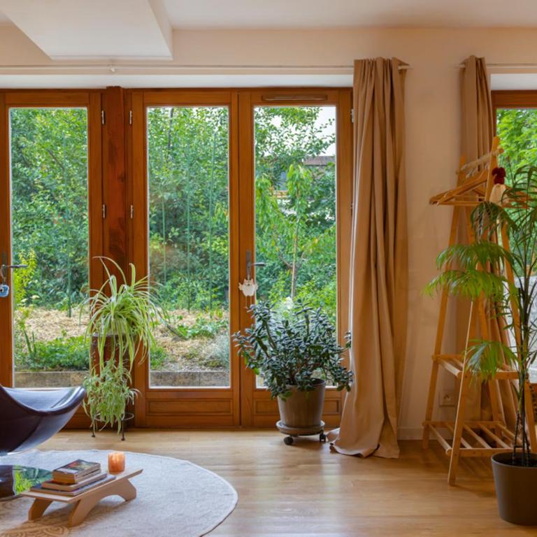 Suite Zen avec coin salon et vue sur jardin - Studio avec Vue sur Jardin - 4