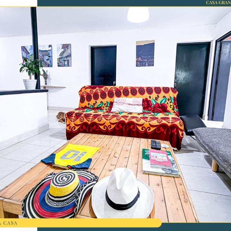 Casa grande en Laureles - Apartment - 3