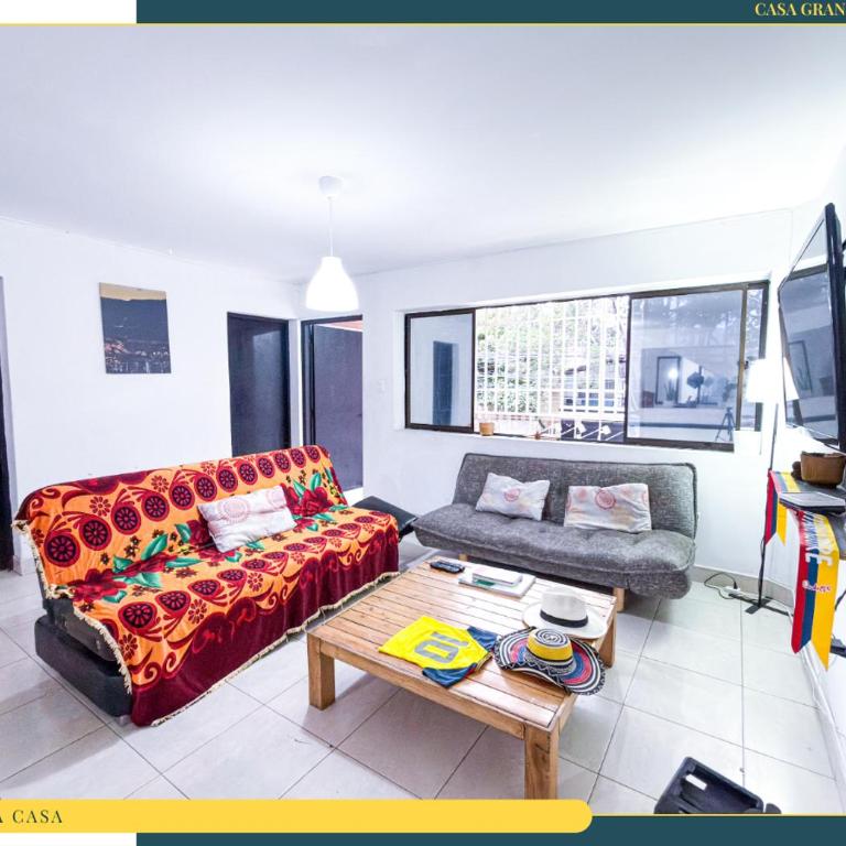 Casa grande en Laureles - Apartment - 4