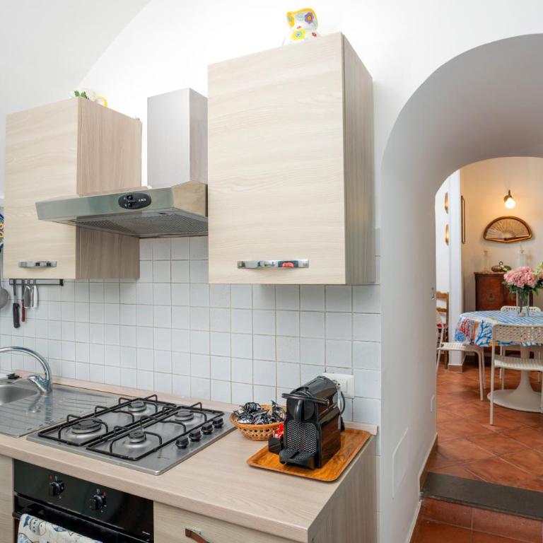 Gaiano Apt - Three-Bedroom Apartment - 12