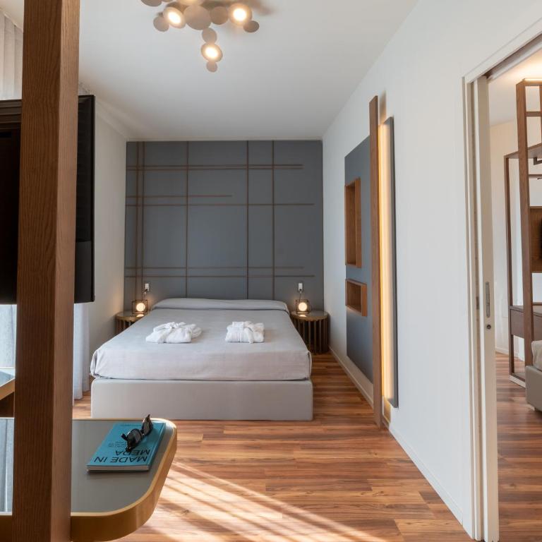 Hotel Carlton - Suite - Vue sur Jardin - 6