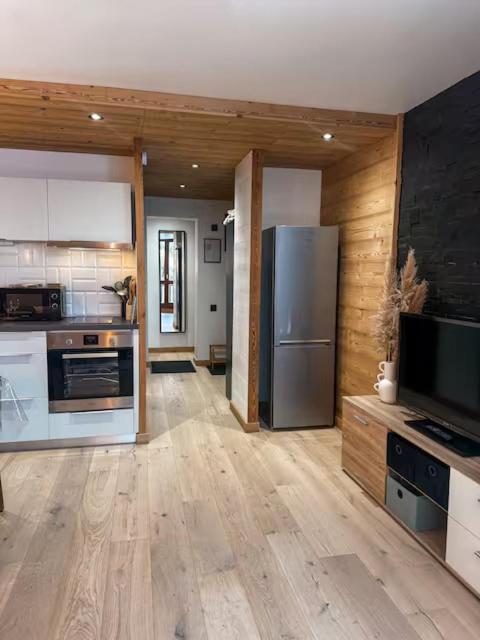 Cocon rénové avec balcon au cœur des Pyrénées - Appartement 1 Chambre - 12