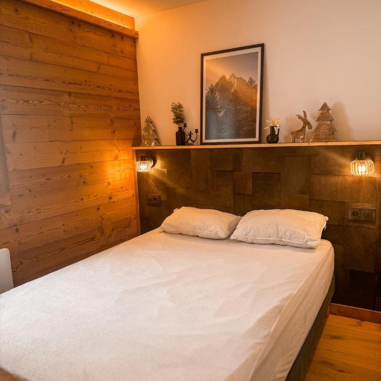 Cocon rénové avec balcon au cœur des Pyrénées - Appartement 1 Chambre - 13