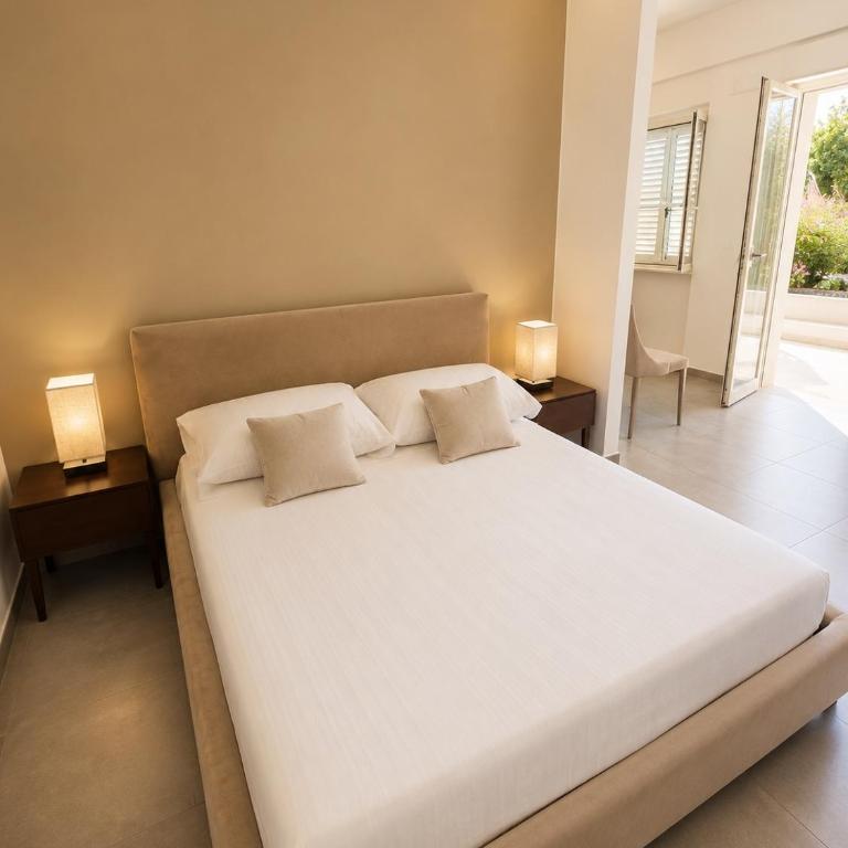 Petra Maris B&B - Double Room with Balcony - 1