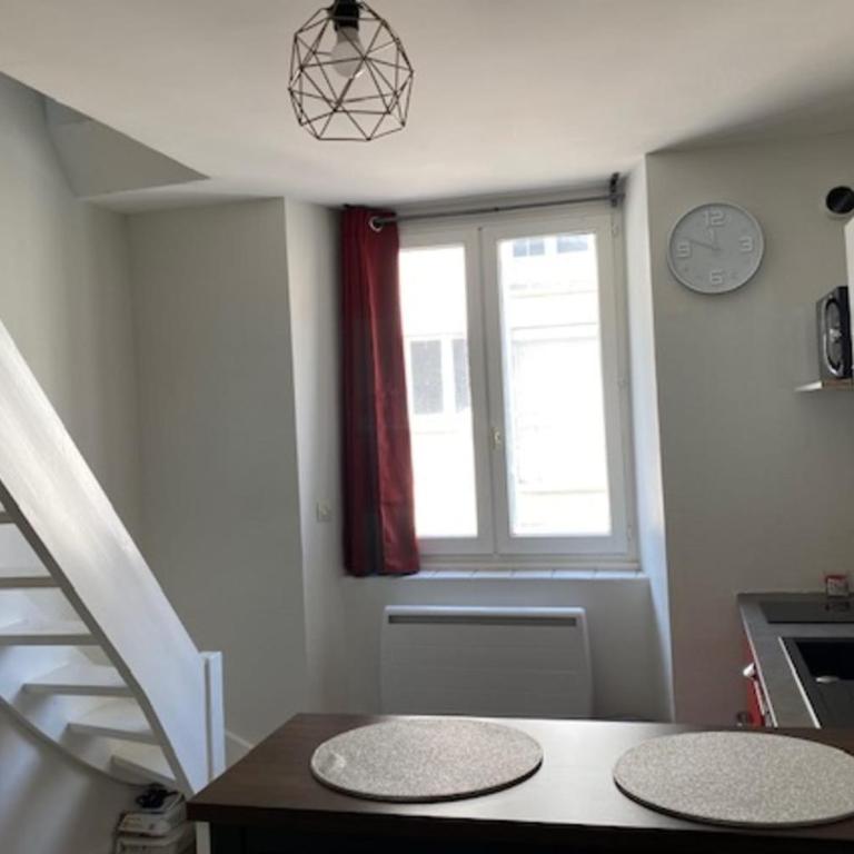 Lumineux Duplex 30 M Centre Ville - Appartement - 8