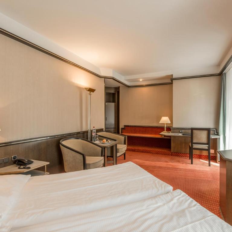 Hotel Monopol Luzern - Junior Suite - 1