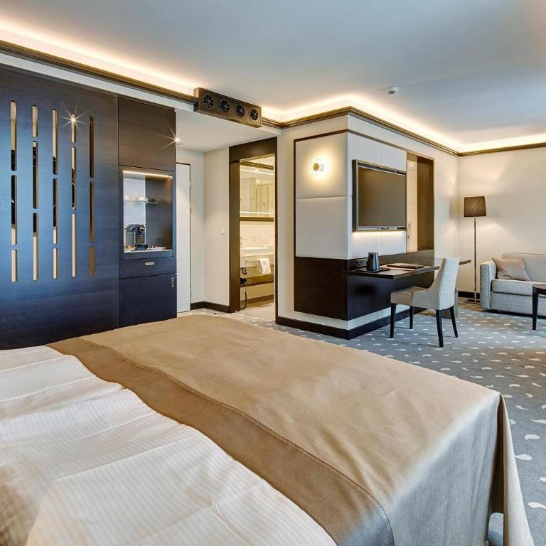 Hotel Monopol Luzern - Deluxe Junior Suite - 1