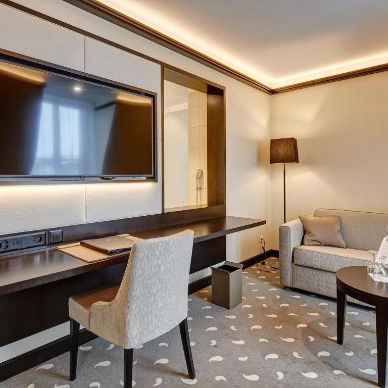 Hotel Monopol Luzern - Deluxe Junior Suite - 4